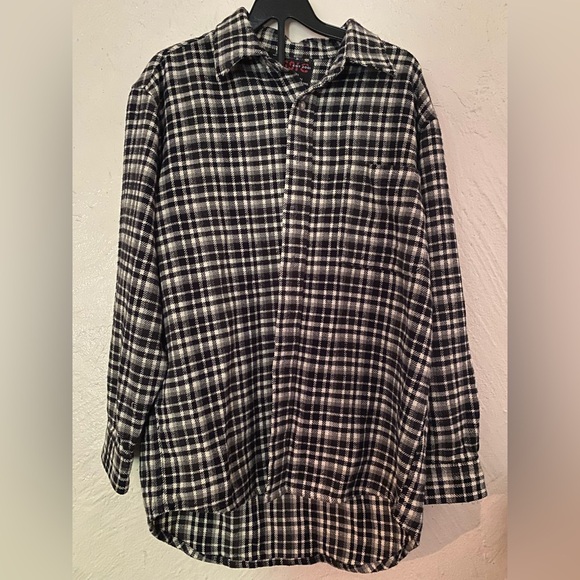Black and White Flannel - Picture 1 of 2